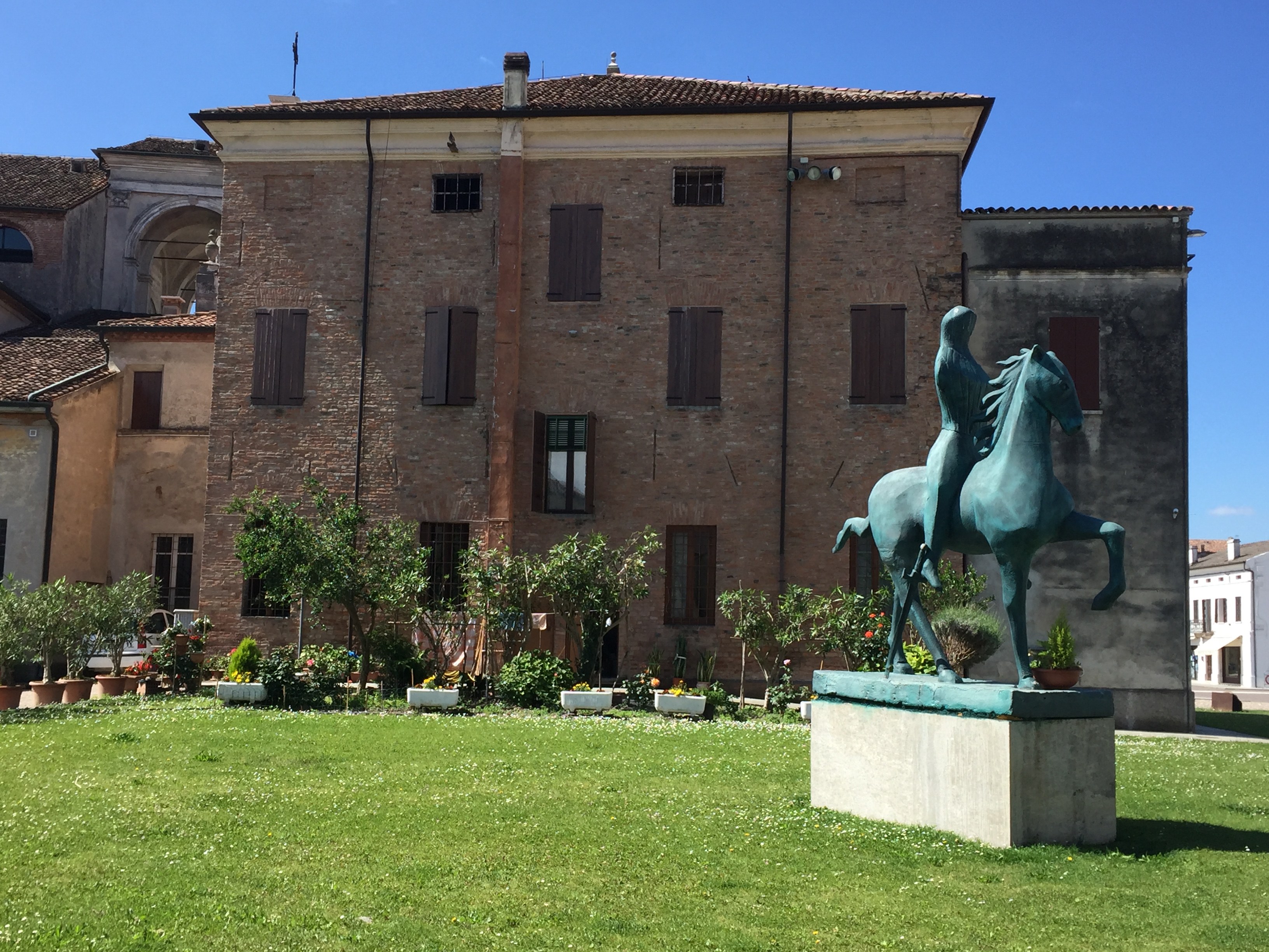 SAN BENEDETTO PO Lombardía RECORRE ITALIA