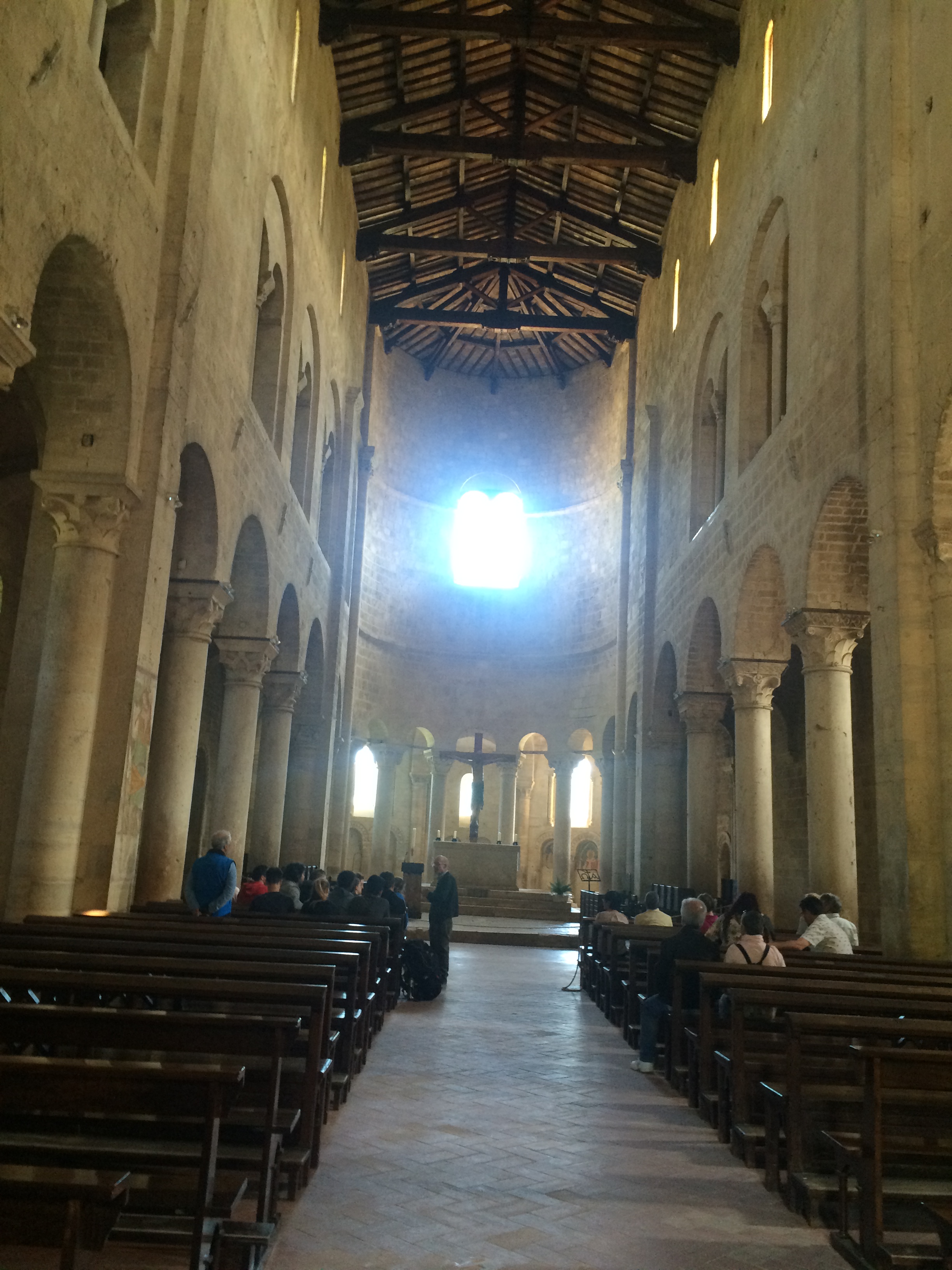 Piensa Iglesia siglo XII (4)