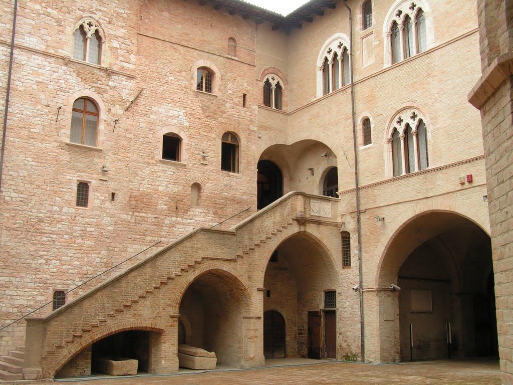 Foligno Palazzo Trenci