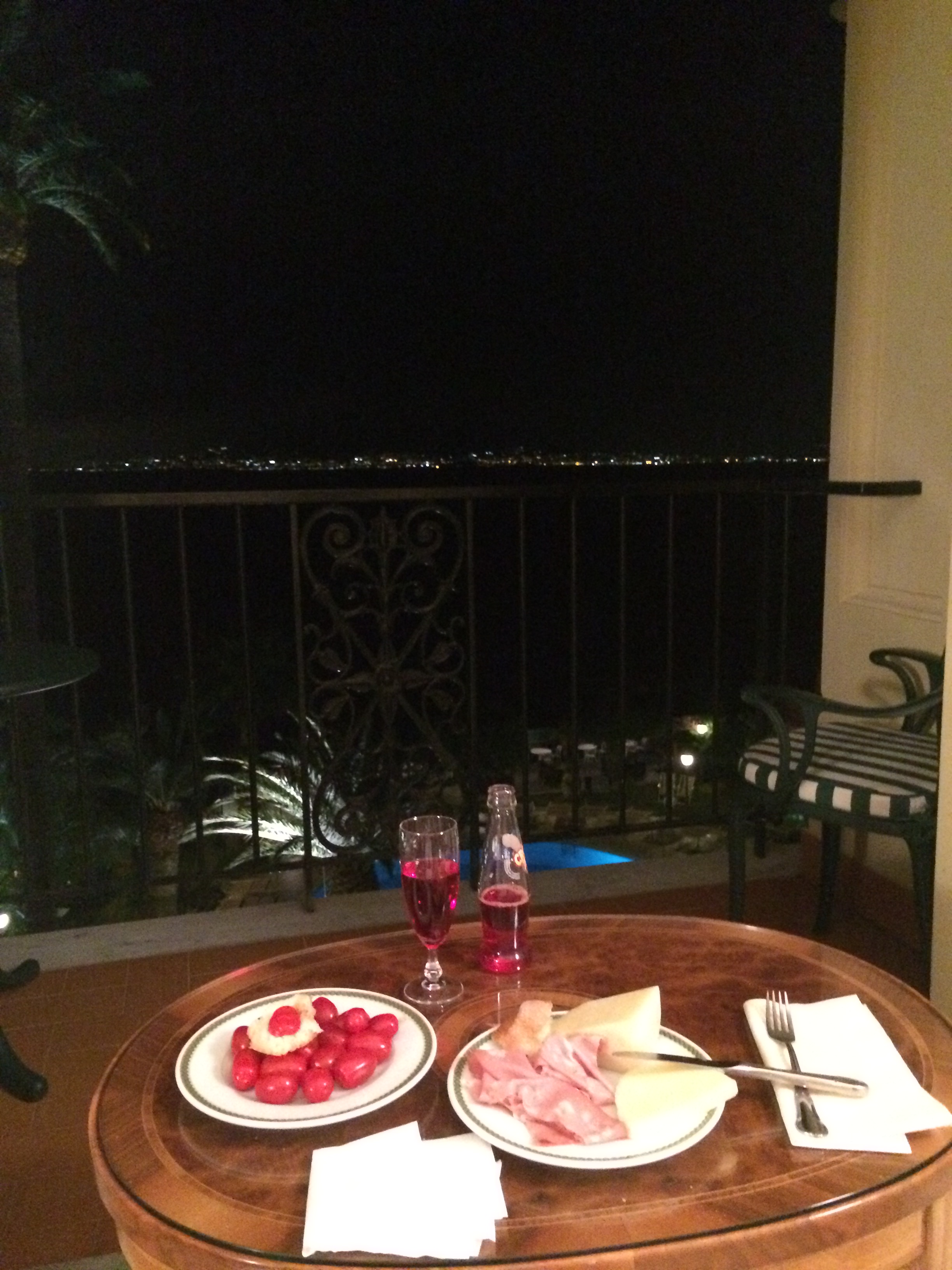 Sorrento cena en el balcon!