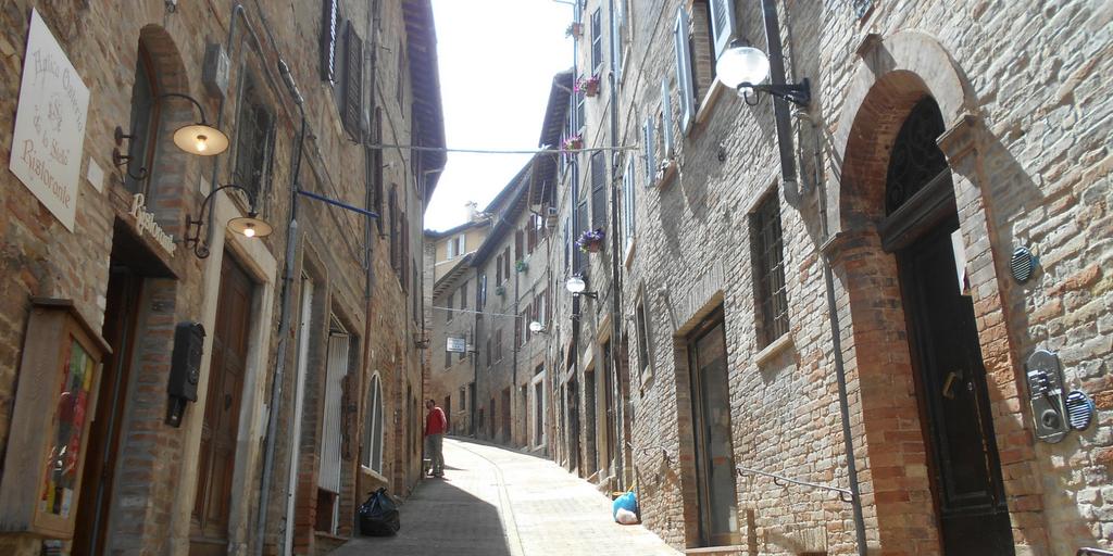 Urbino vicolo