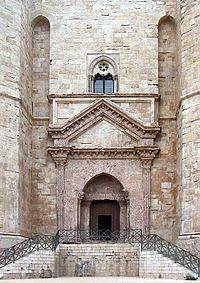 Casteldelmonte portal