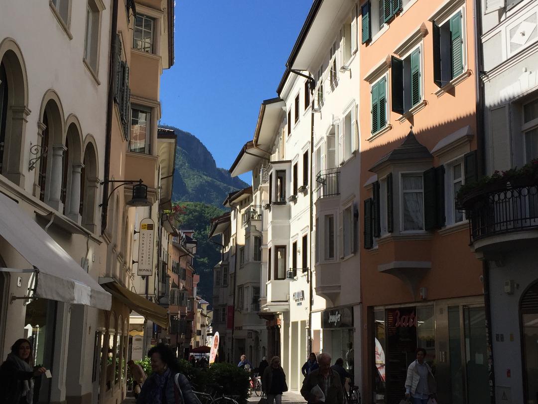 Bolzano calle 1